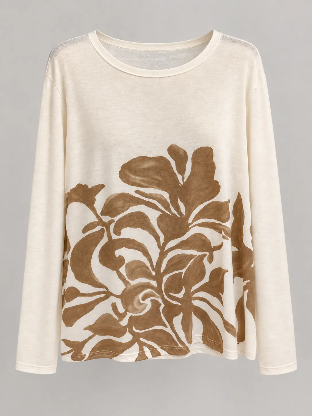 Camiseta con estampado vegetal